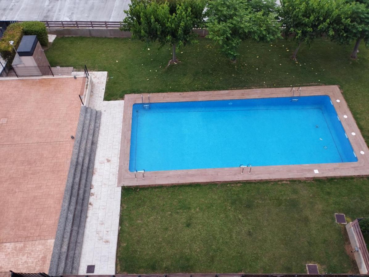 Appartamento Atico Con Hidromasaje, Terraza Y Piscina En Ebrehogar Amposta Esterno foto